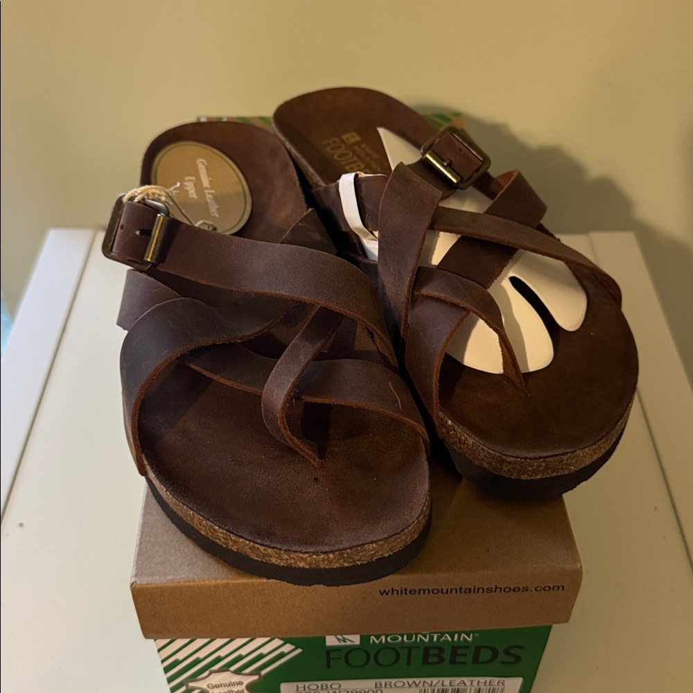 White Mountain Dark Brown Leather Sandals